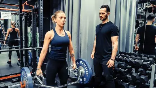 黑寡妇名字叫什么（全球最性感女人文章介绍）