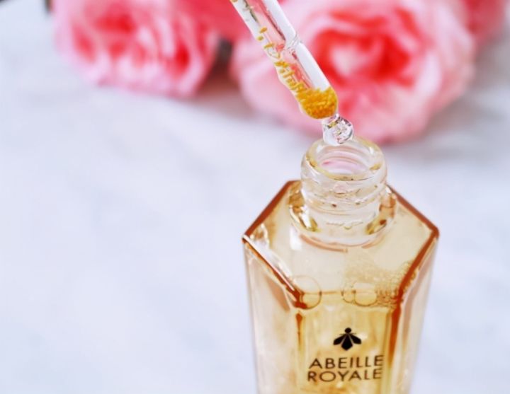 色修精华是什么作用（色修精华液的功效介绍）