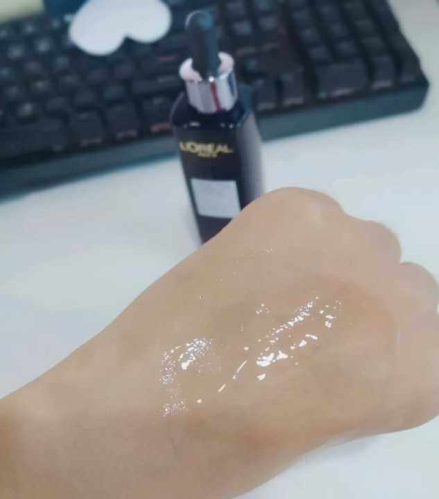 色修精华是什么作用（色修精华液的功效介绍）