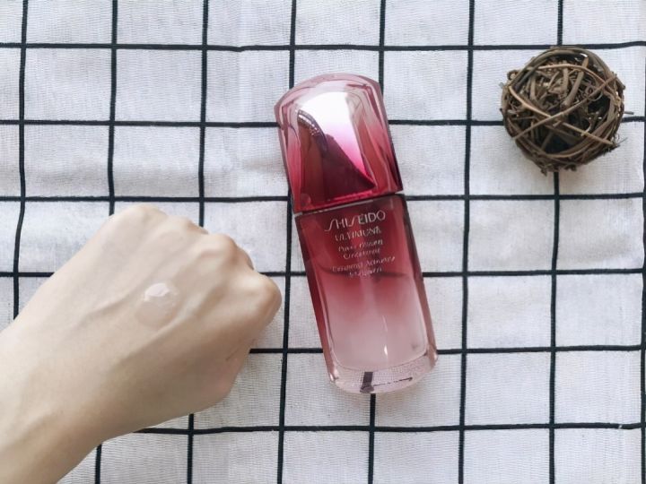 色修精华是什么作用（色修精华液的功效介绍）