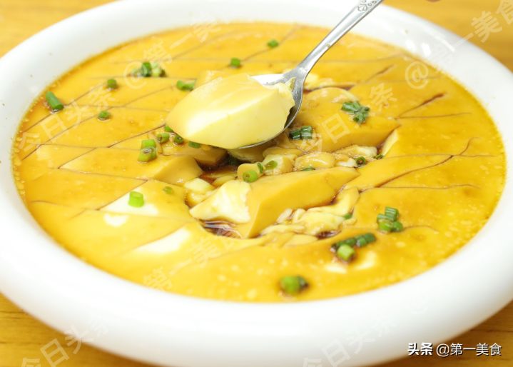 清蒸鸡蛋怎么做好吃又嫩（清蒸鸡蛋最好吃的3种做法）