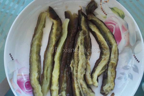 冻茄子怎么做好吃又简单（冻茄子浇汁制作教程分享）