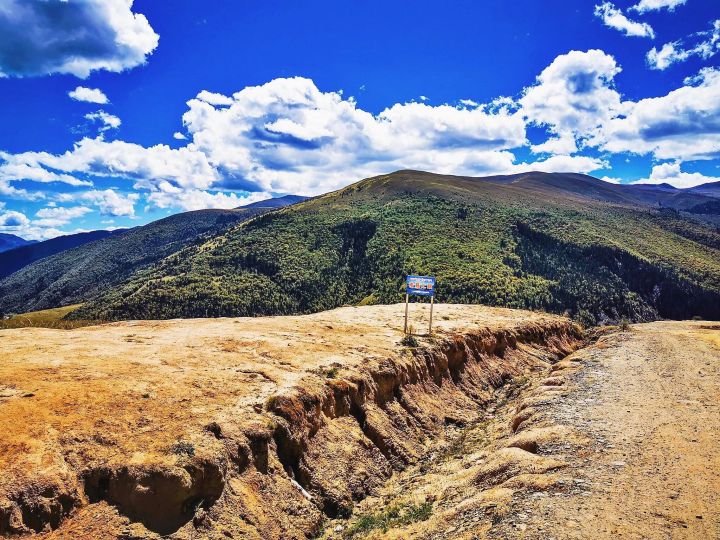 格聂之眼在哪里（详解格聂之眼的地理位置）