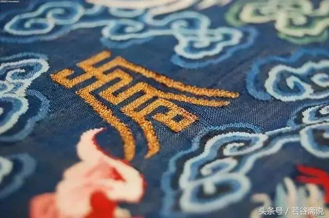 缂丝和刺绣的区别（图文讲解二者之间的区别）