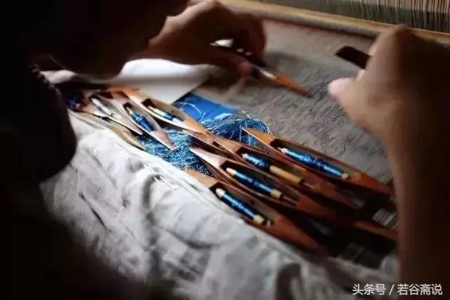 缂丝和刺绣的区别（图文讲解二者之间的区别）