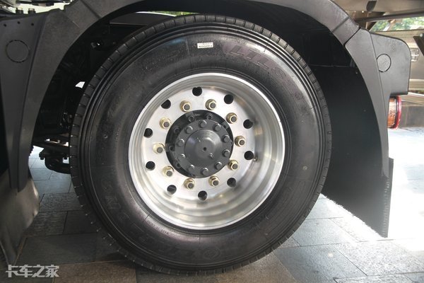 压力单位psi是什么意思（关于卡车轮胎的胎压）