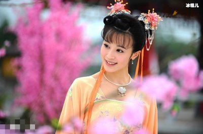 ​石小群是谁？感情经历被扒如今生活状况惨淡？