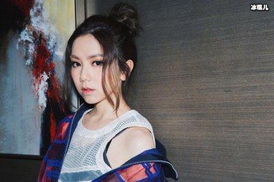 ​邓紫棋和蜂鸟解约是因为不平等待遇？ 不平等待遇指什么