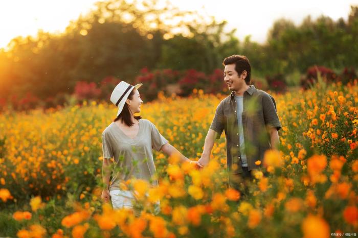 情侣闹了矛盾应该怎么挽回（情侣有了矛盾）