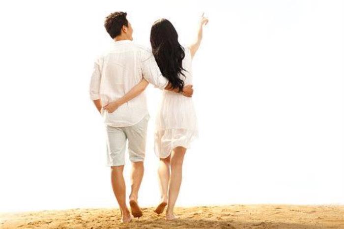 如何增进夫妻感情和亲密度（怎么增加夫妻间亲密度）