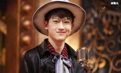 ​网红刘淼麟是谁？原来是一个高中生