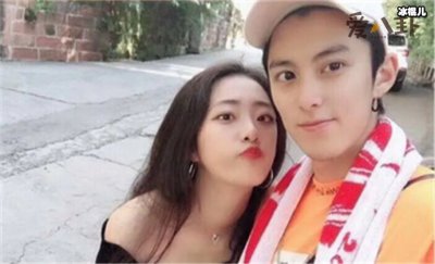 ​王鹤棣被曝恋情，与女方亲密牵手逛街