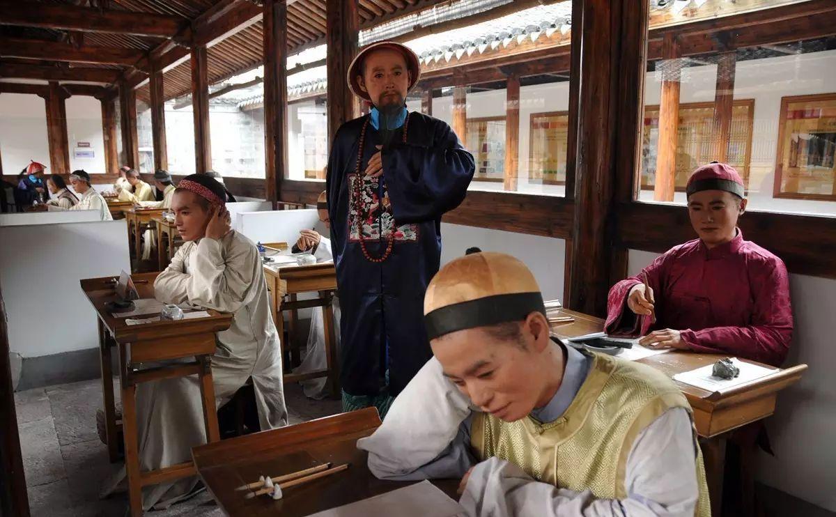 《儒林外史》作者吴敬梓出身名门，为何晚年穷困潦倒？