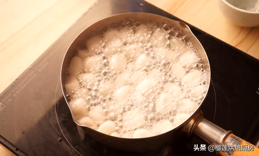 速冻芋圆怎么煮好吃(浓郁Q弹的芋圆做法)