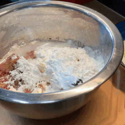 炸丸子怎么做（外酥里嫩的干炸丸子最简单做法）