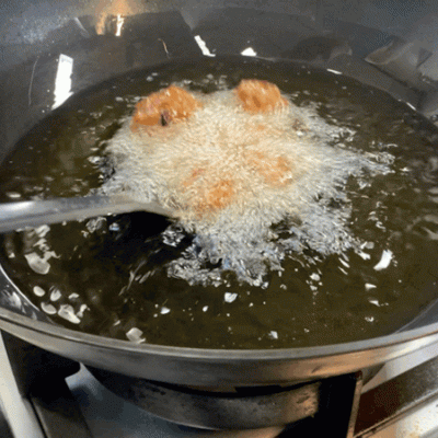 炸丸子怎么做（外酥里嫩的干炸丸子最简单做法）