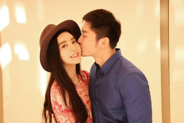 李晨退出范冰冰合资公司  网友质疑他们关系有变