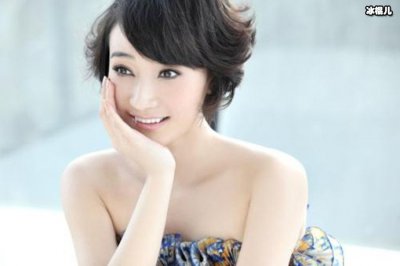 ​性感美女阎娜三围是多少？简直就是完美女神的存在！