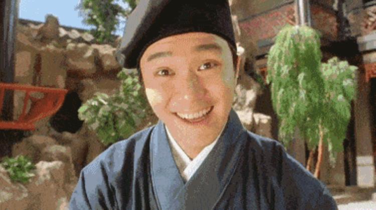 为什么香港配音 特别「为什么香港演员的国语配音这么特别既不是台湾腔也没有内地腔」