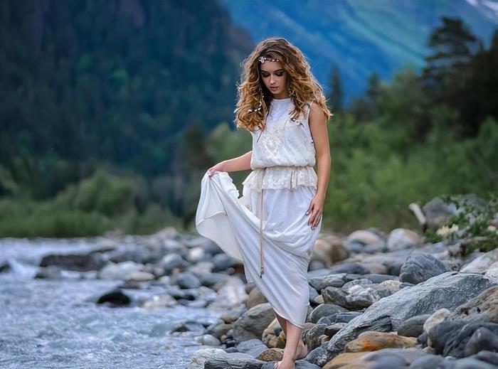 分手后男友妈妈来挽回（男友的妈妈来劝我）