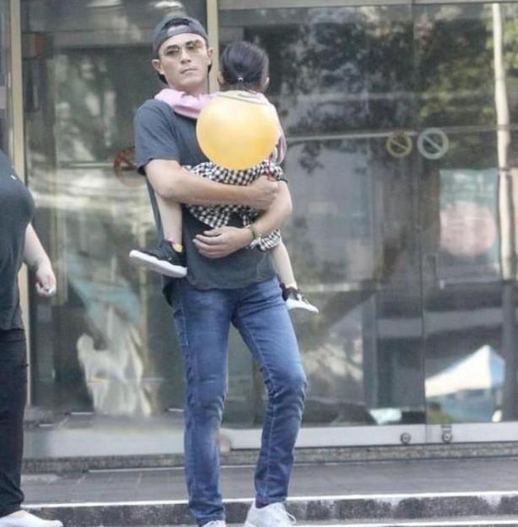 从事业红火到销声匿迹出道25年的霍建华他为何不再演戏了