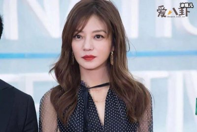 ​王菲赵薇被曝闹掰，二人的真正关系是什么？