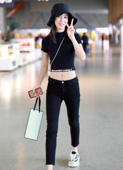 金晨个人资料，顶级流量男明星,本文共（2098字）