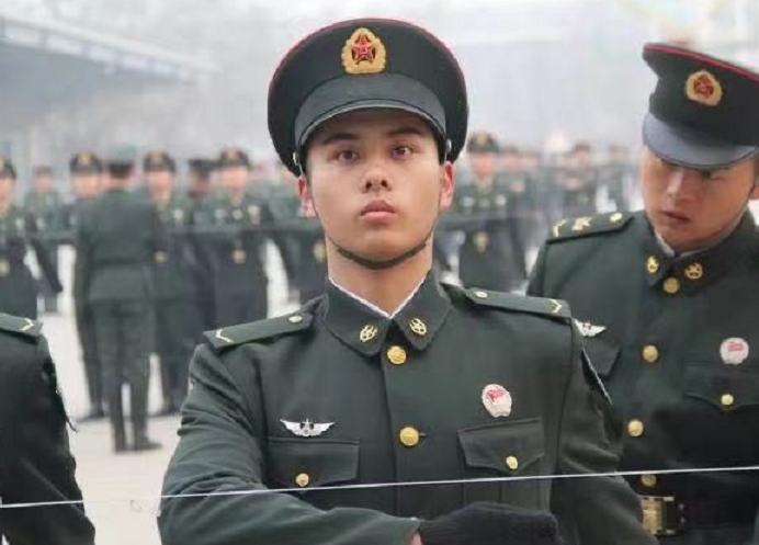 义务兵和志愿兵的待遇差别（义务兵和志愿兵的区别）(图3)