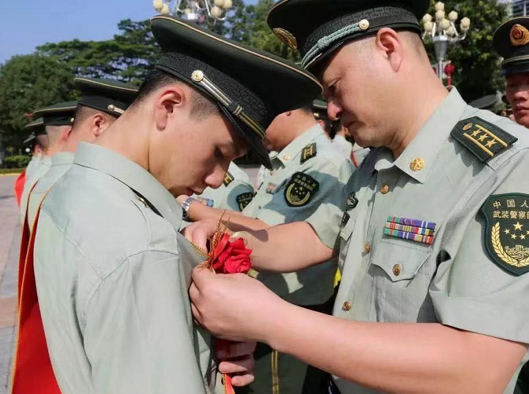 义务兵和志愿兵的待遇差别（义务兵和志愿兵的区别）(图4)