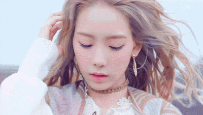 ​及肩发适合什么发型(适合齐肩发的烫发造型)