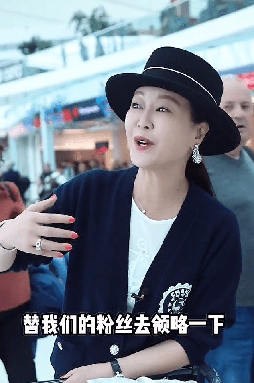 王小骞戛纳电影节亮相 不拍电影为什么也能去？