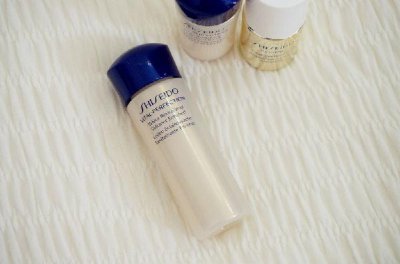 ​美白补水保湿护肤品什么牌子好（6款出色的补水美白保湿修复爽肤水）