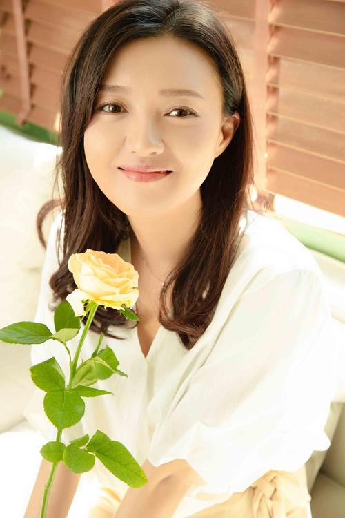 傅晶个人资料，关小智