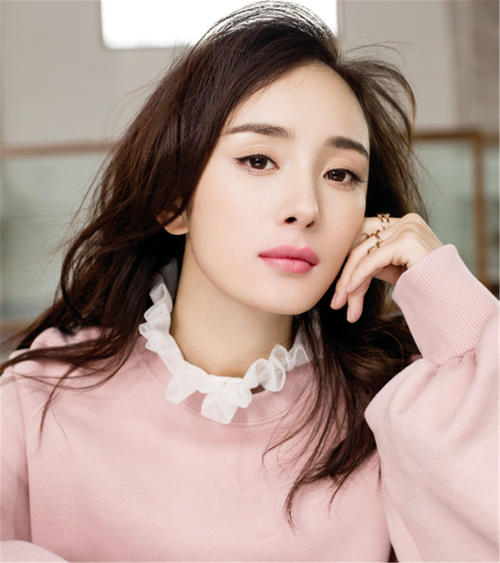 阿迪耐克辱华事件，大家反应不够坚决，王一博谭松韵杨幂解约