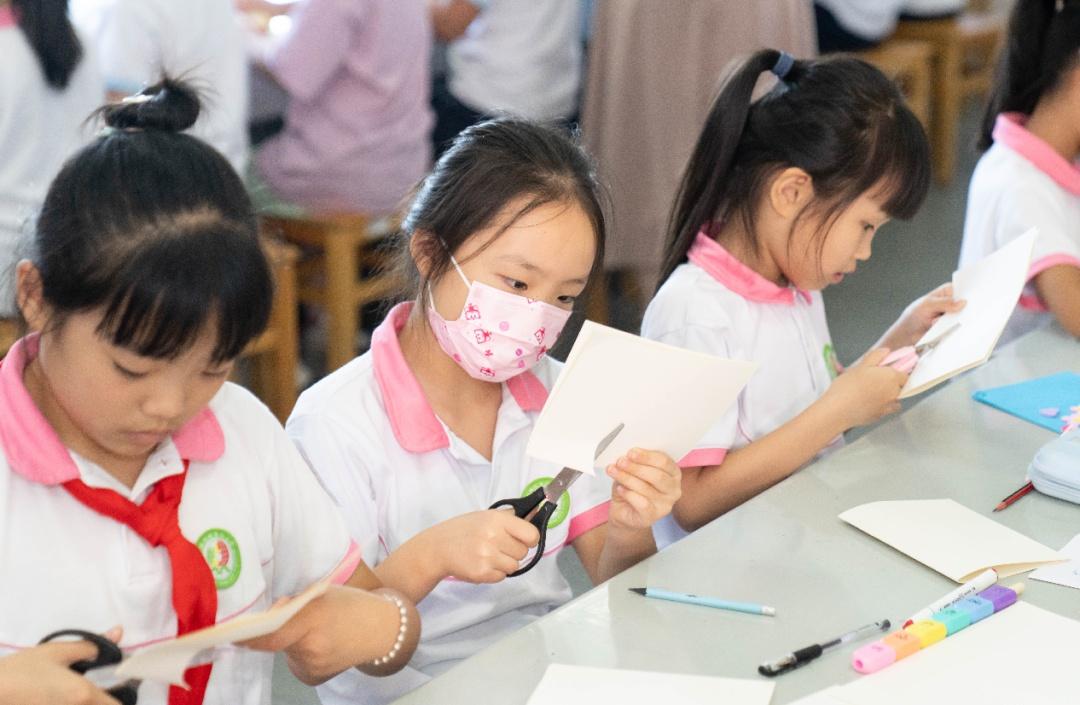 教师节手工制作礼物简单（最走心的教师节手工礼物）