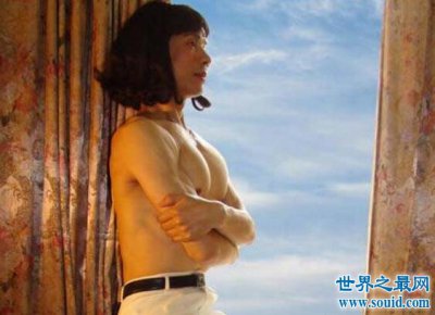 ​重庆最牛胸肌哥，100斤的体重胸围竟达到102cm