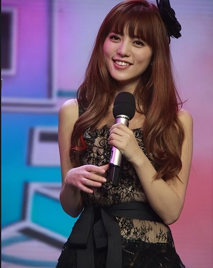 阿兰达瓦卓玛的感情经历（亚洲小天后阿兰达瓦卓玛资料简介）