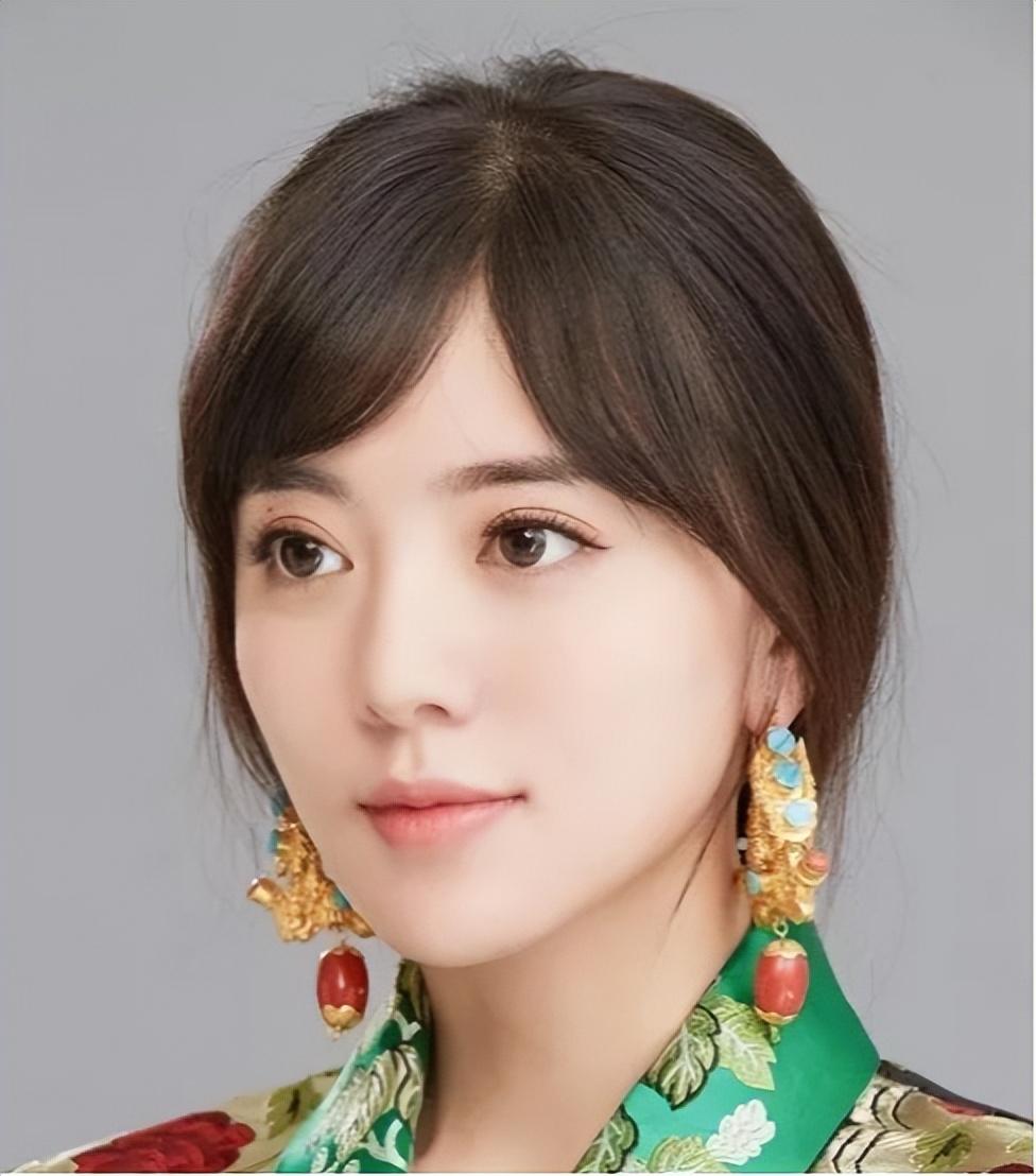 阿兰达瓦卓玛的感情经历（亚洲小天后阿兰达瓦卓玛资料简介）