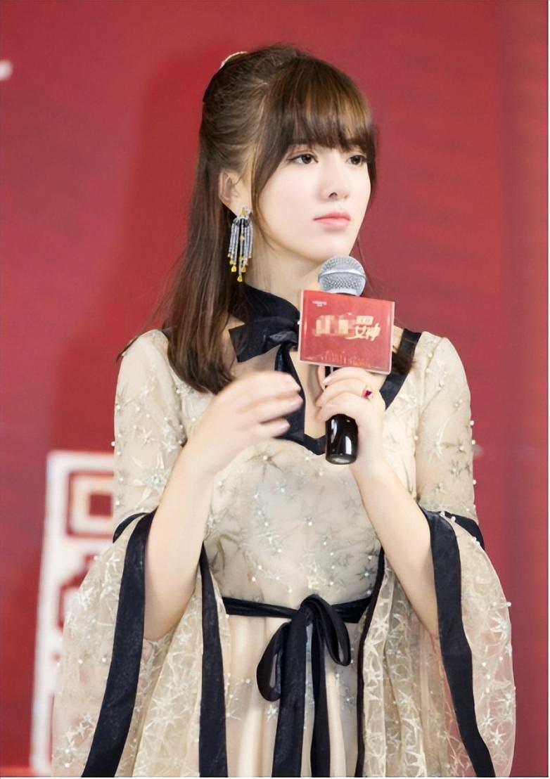 阿兰达瓦卓玛的感情经历（亚洲小天后阿兰达瓦卓玛资料简介）