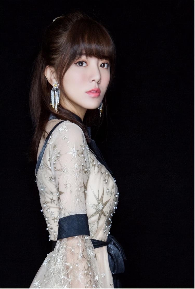 阿兰达瓦卓玛的感情经历（亚洲小天后阿兰达瓦卓玛资料简介）