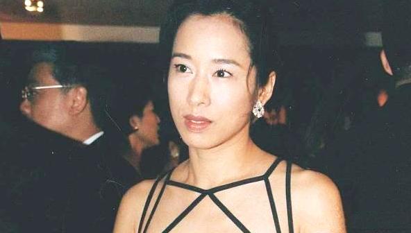 演员朱琳琳的资料简介（63岁的朱玲玲两嫁百亿富豪）