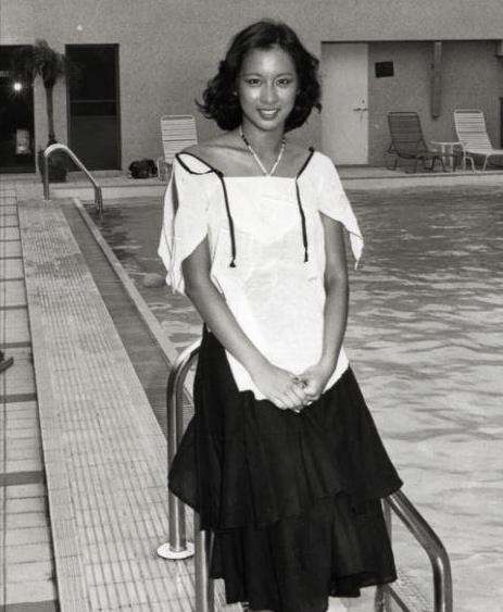 演员朱琳琳的资料简介（63岁的朱玲玲两嫁百亿富豪）