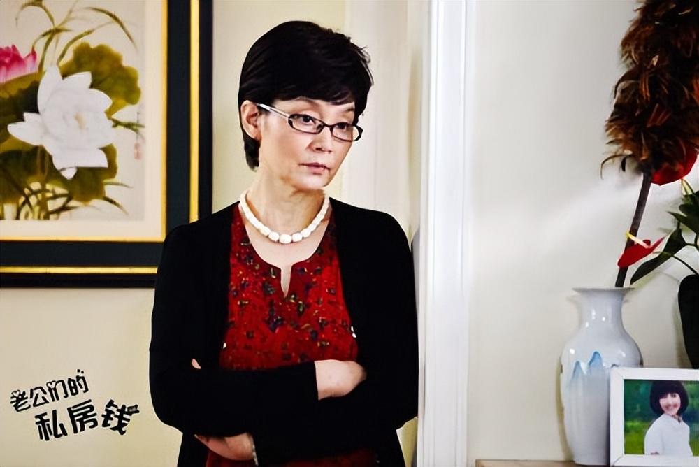 潘虹的出生个人简历（国家一级演员潘虹资料）