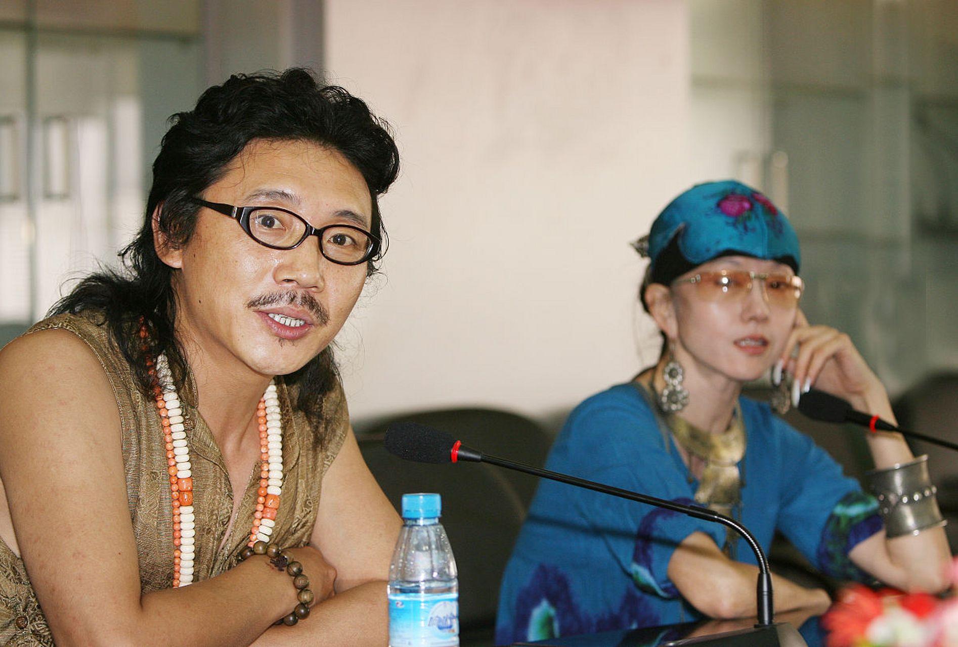 舞蹈家杨丽萍资料介绍（杨丽萍和前夫刘淳晴离婚20年）