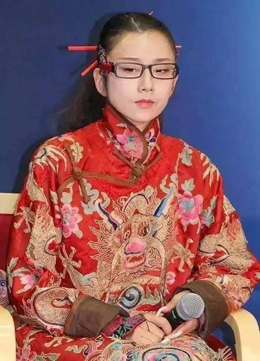 舞蹈家杨丽萍资料介绍（杨丽萍和前夫刘淳晴离婚20年）