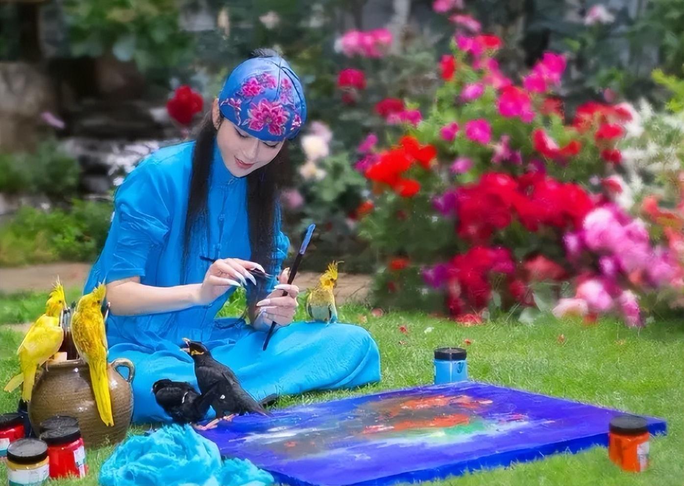 舞蹈家杨丽萍资料介绍（杨丽萍和前夫刘淳晴离婚20年）