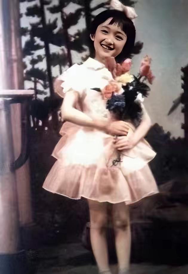 杨钰莹羞辱门事件（甜歌皇后杨钰莹资料简介）