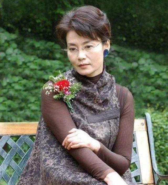 著名演员潘虹哪年出生（演员潘虹资料简介）