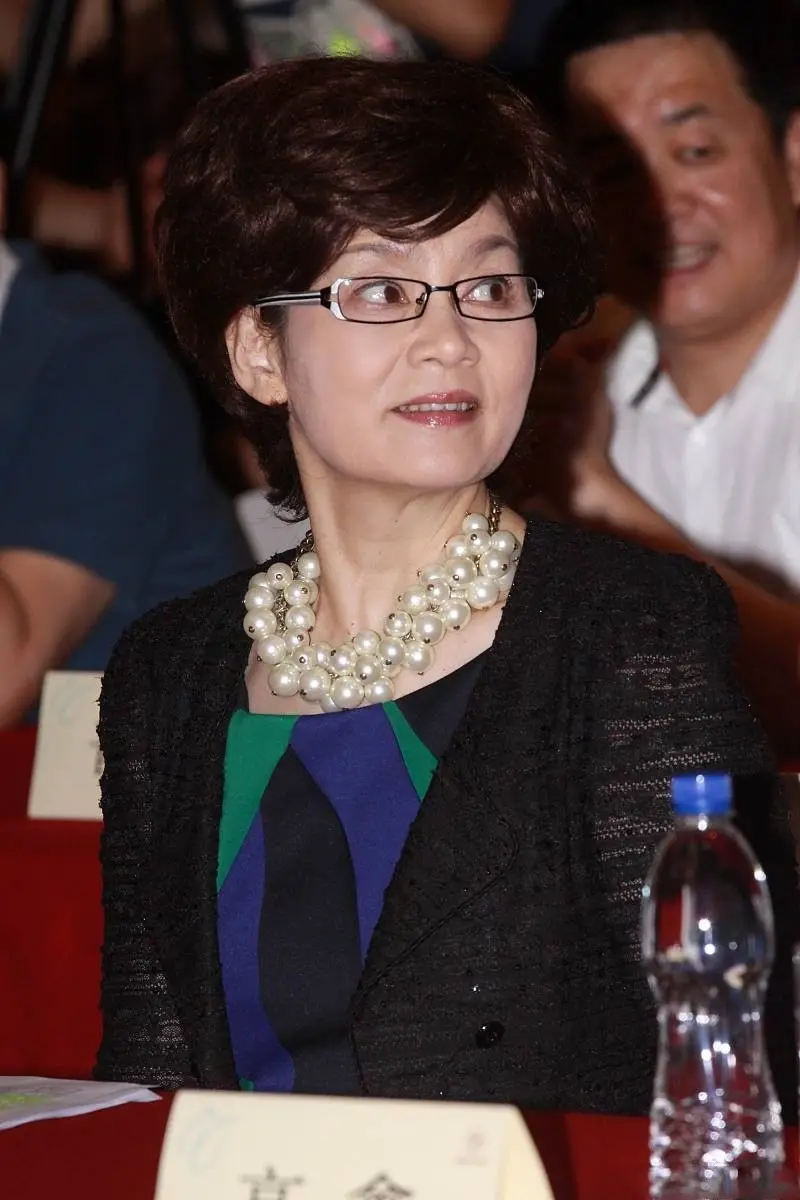 著名演员潘虹哪年出生（演员潘虹资料简介）