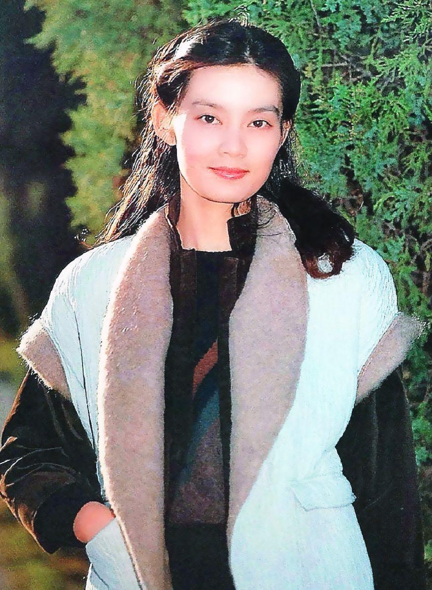 著名演员潘虹哪年出生（演员潘虹资料简介）